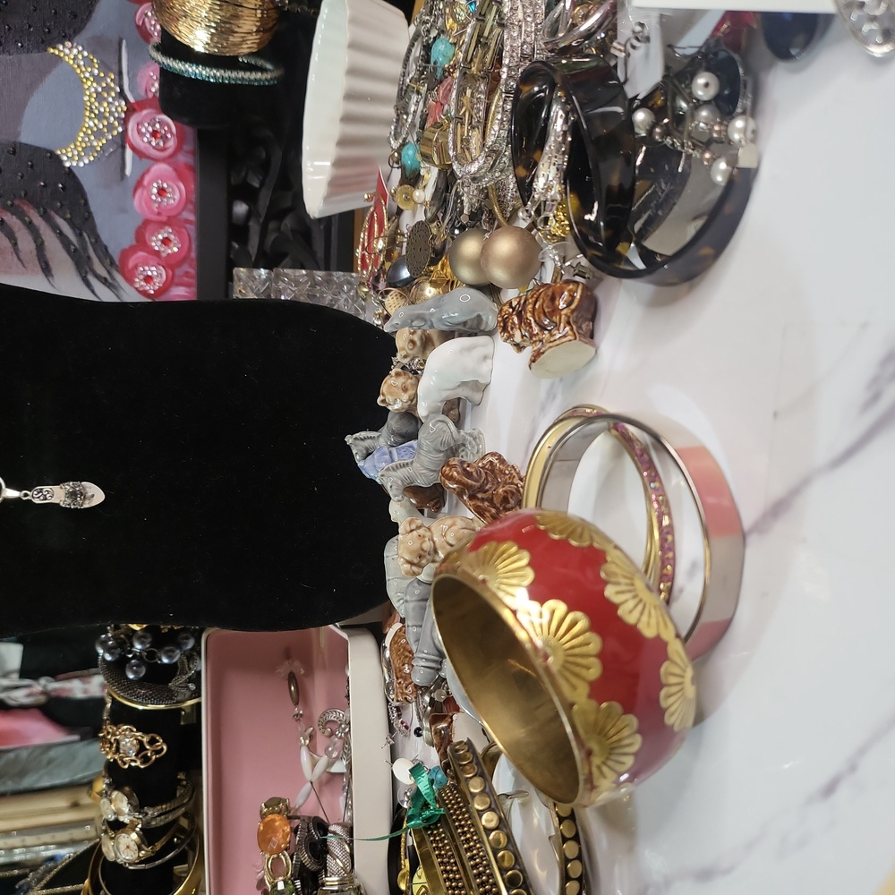 Bracelets Earrings necklaces bundles
